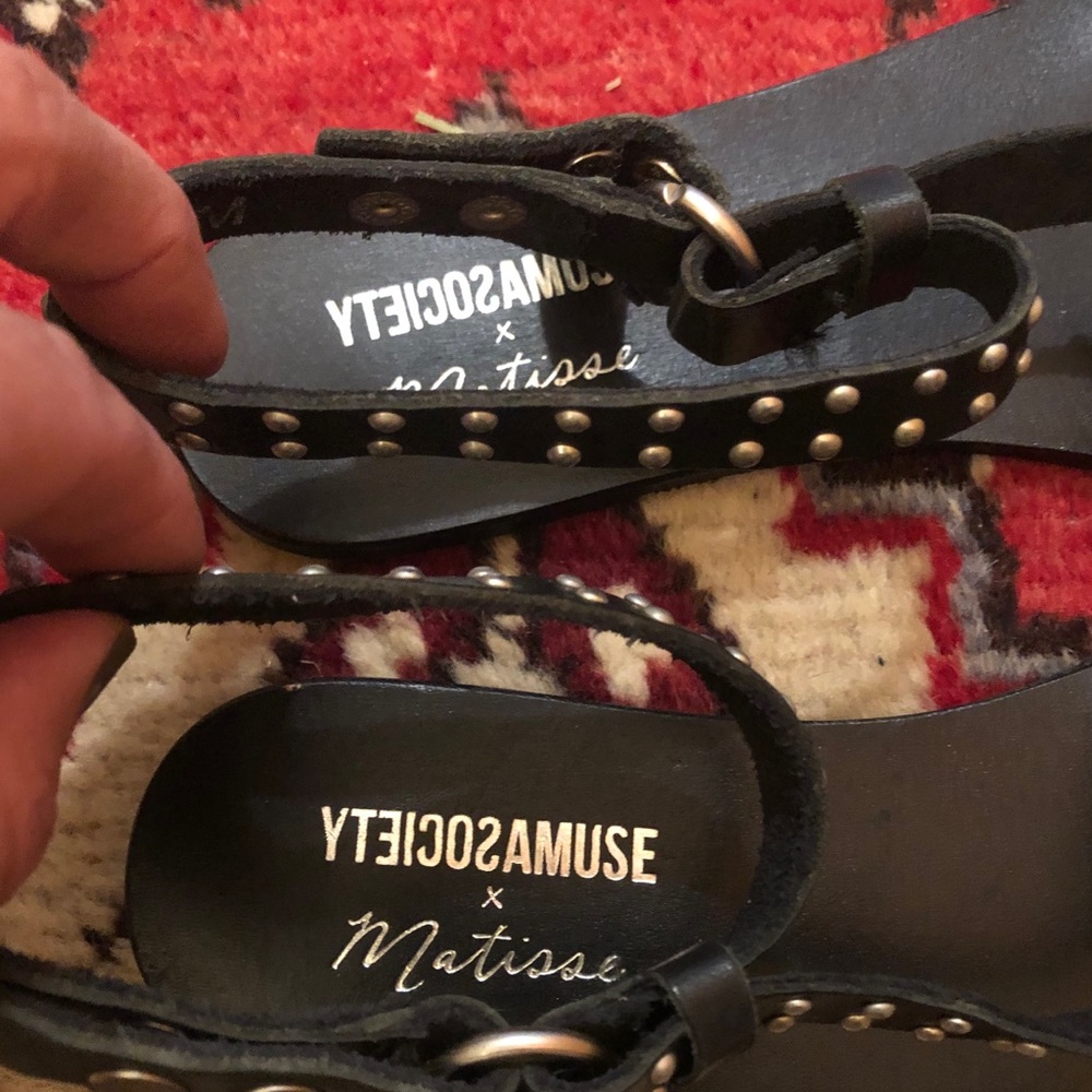 Sandals - Picture 3 of 4